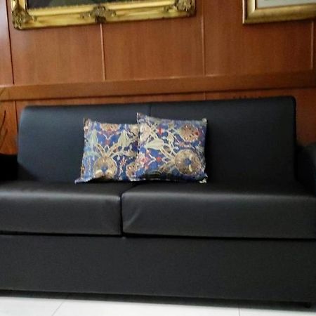 Centro Storico Maschio Angioino House Apartment Naples Luaran gambar