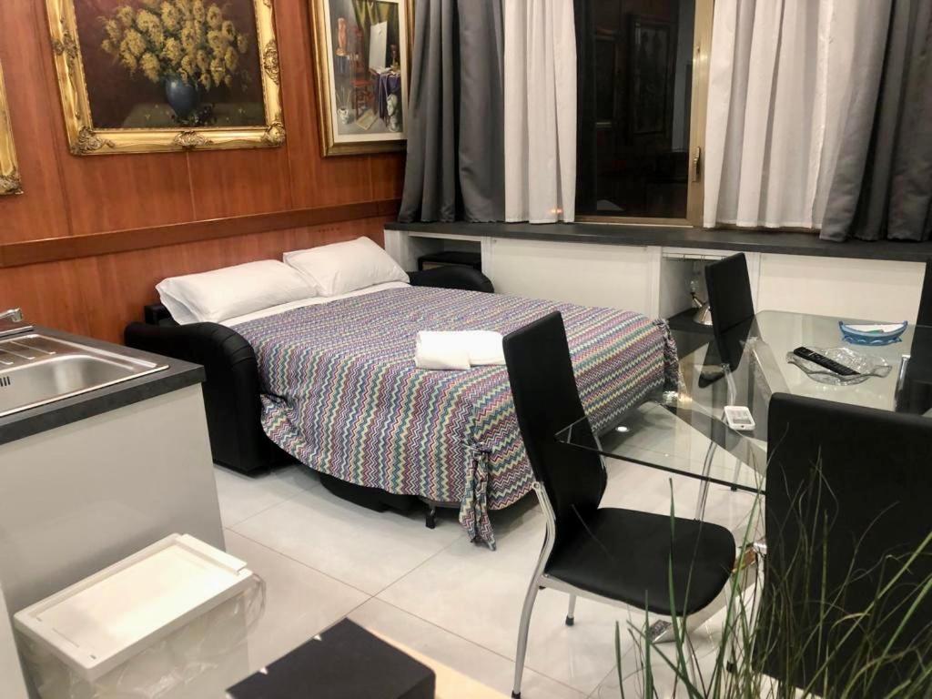 Centro Storico Maschio Angioino House Apartment Naples Luaran gambar