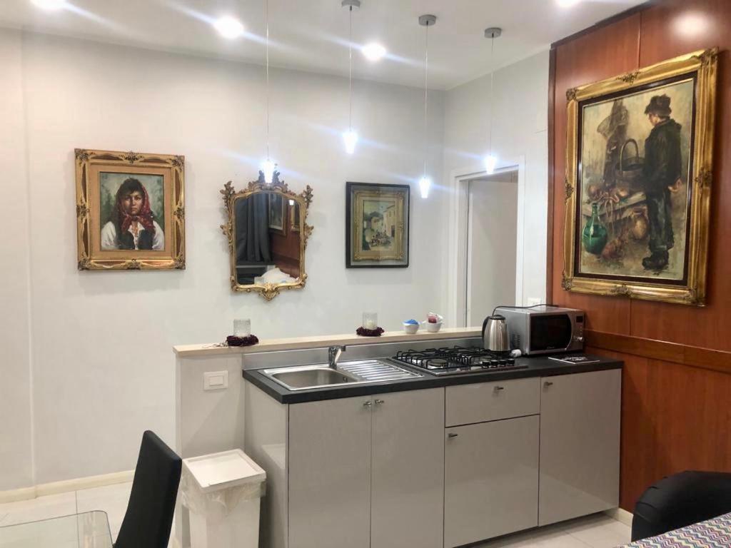Centro Storico Maschio Angioino House Apartment Naples Luaran gambar
